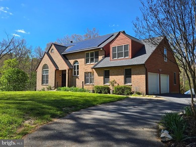 Nestled in the highly desirable Woodleaf subdivision, this - photo 2