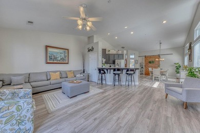 Welcome to 247 Arguello Dr., a beautifully maintained home - photo 12