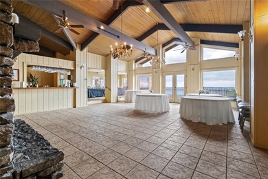 Whitney Mountain Lodge - a rare gem perched 700' above Beaver - photo 15