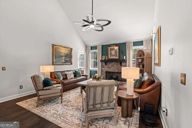 Welcome to your dream executive retreat in the highly - photo 15