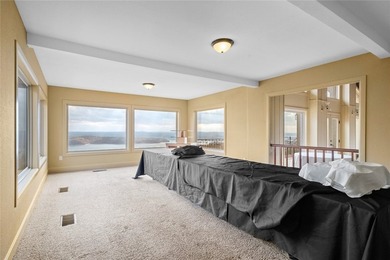 Whitney Mountain Lodge - a rare gem perched 700' above Beaver - photo 19
