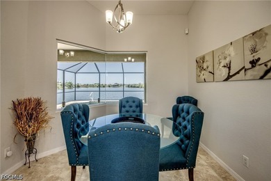 Lakefront Oasis with Stunning Panoramic Views, Pool & Modern - photo 21
