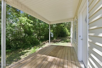 Updated two-bedroom one-bathroom home within minutes of medical - photo 22