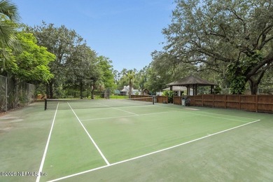Welcome home to this amazing 4/2 home located in the heart of - photo 22