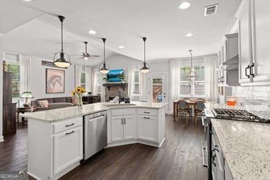Welcome to your dream executive retreat in the highly - photo 25