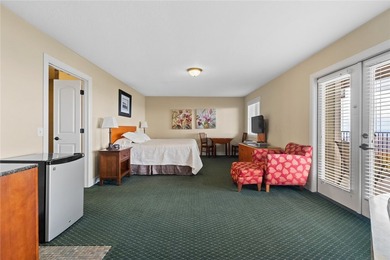 Whitney Mountain Lodge - a rare gem perched 700' above Beaver - photo 27
