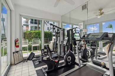Oceanfront/Inlet penthouse w/straight south exposure, 2 units - photo 28