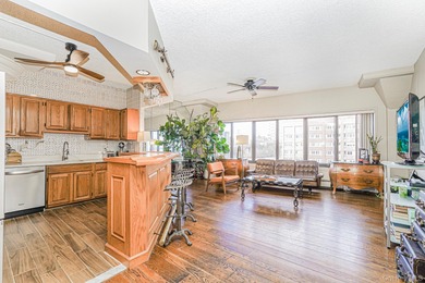 (private lake, pond, coastal) Home For Sale in Staten Island New York