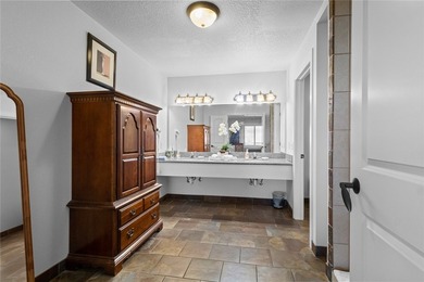 Whitney Mountain Lodge - a rare gem perched 700' above Beaver - photo 35