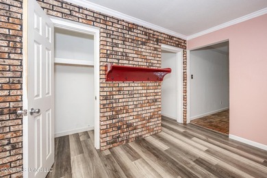 Looking for space to spread out and make your own? This - photo 9