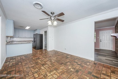 Looking for space to spread out and make your own? This - photo 10