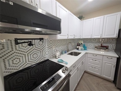 Open Sat and Sun 2-4 pm. Owners will consider owner financing - photo 3