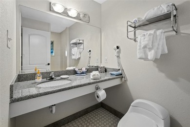 Whitney Mountain Lodge - a rare gem perched 700' above Beaver - photo 45