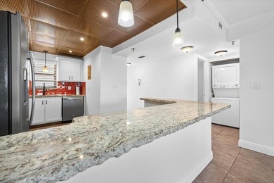 Welcome to Unit 506, located in the desirable Deer Creek - photo 4