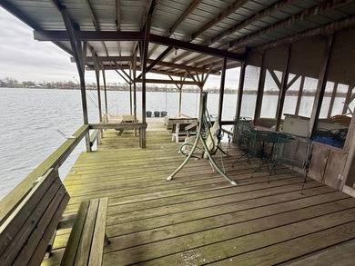 This Lake Bruin 100' lot has a 500 sf outdoor kitchen with roll - photo 9