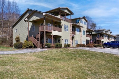 Lake Chatuge Condo For Sale in Young Harris Georgia