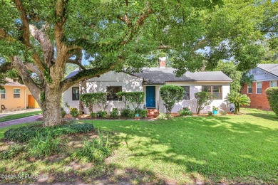 **6/27 OPEN HOUSE CANCELED** This 1940s gem perfectly balances - photo 3