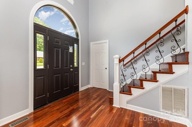 Stunning and spacious 4-bedroom, 2.5-bath home located in the - photo 5
