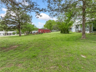 Bring your vision to life on this 1.6-acre property in Diamond - photo 6