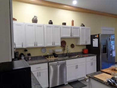 This charming and colorful Ranch, in a rural subdivision, offers - photo 17