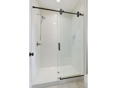 HUGE PRICE REDUCTION! MOTIVATED SELLERS! BRING ALL OFFERS! - photo 19