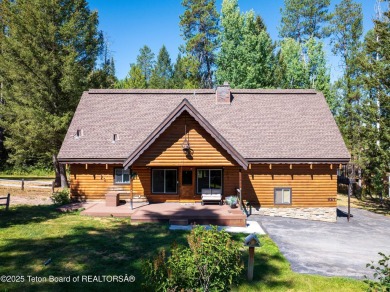 Palisades Reservoir Home For Sale in Alpine Wyoming