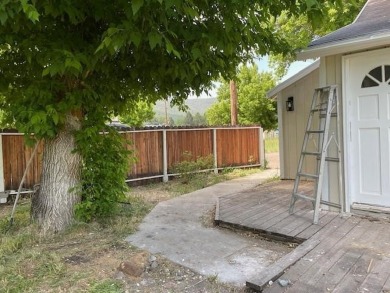 Lake Home For Sale in Loyalton, California