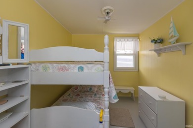 Snag your slice of lake life on the all-sports Hamilton Lake! - photo 28