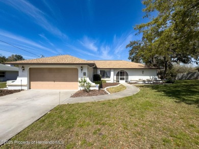 Lake Home For Sale in Spring Hill, Florida