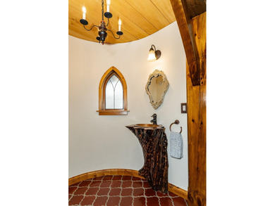 Very private enchanting English Tudor with Scandinavian old - photo 34
