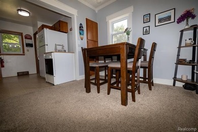 **Offers due Tuesday, July 21st at 6:00pm** Charming, move-in - photo 7