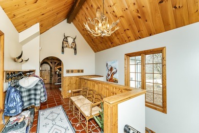 Very private enchanting English Tudor with Scandinavian old - photo 54