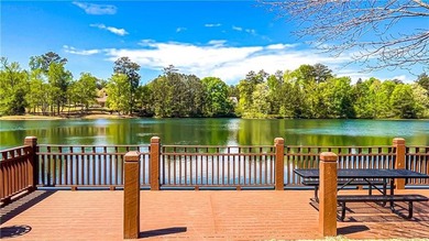 Welcome Home Fairburn,Located in the Lakes/Cedar grove community - photo 4