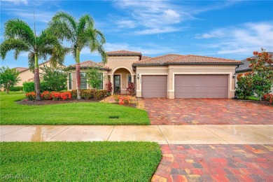 Lake Home For Sale in Fort Myers, Florida