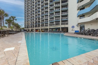 DIRECT OCEANFRONT - Wake up each morning to endless views of the - photo 18