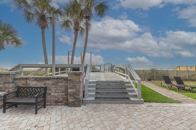 DIRECT OCEANFRONT - Wake up each morning to endless views of the - photo 20