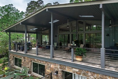 Lake living in HSV! So many options for this mid-century beauty - photo 26