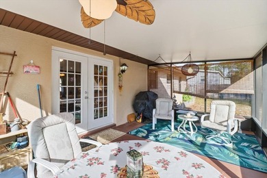 **Charming 2-Bedroom Ranch Home in Homosassa**
Welcome to this - photo 33