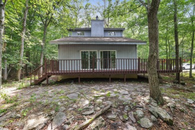 Lake Home For Sale in Bushkill, Pennsylvania
