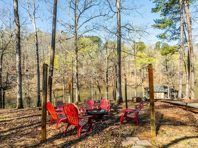 WE HAVE REDUCED THE PRICE. 5 bedroom 3 bath house with 200 feet - photo 5