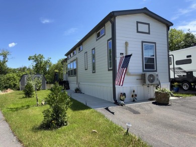 Lake Home For Sale in Charleston, Tennessee
