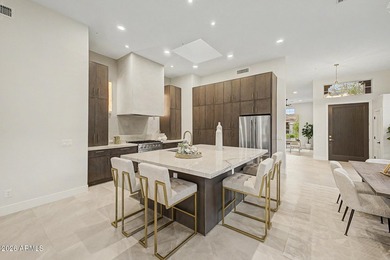 Welcome to this completely reimagined Scottsdale residence - photo 18