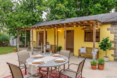Introducing 547 Sunnybrook Dr.- Welcome to this spacious and - photo 18