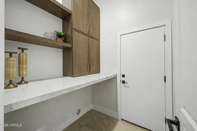 Welcome to this completely reimagined Scottsdale residence - photo 34