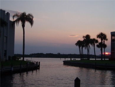 St. Lucie River Condo For Sale in Palm City Florida