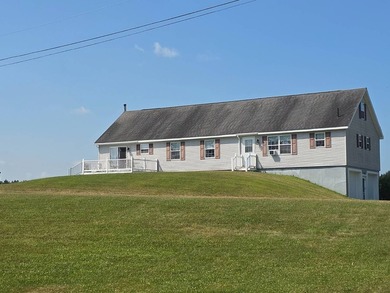 This well maintained home and horse farm has everything one - photo 6
