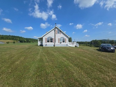 This well maintained home and horse farm has everything one - photo 8