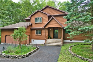 Lake Home For Sale in Lake Ariel, Pennsylvania