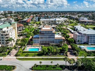 Marco Island Lake Area Condo For Sale in Marco Island Florida