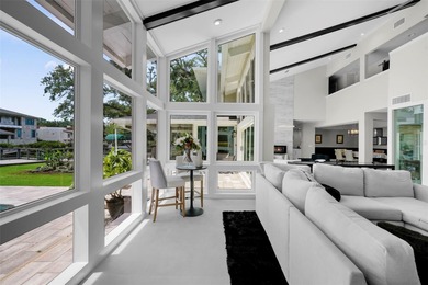 This stunning contemporary was completely TRANSFORMED in 2019 - photo 6